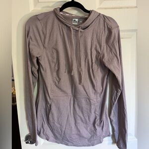 Women’s Long Sleeve Athletic Top
